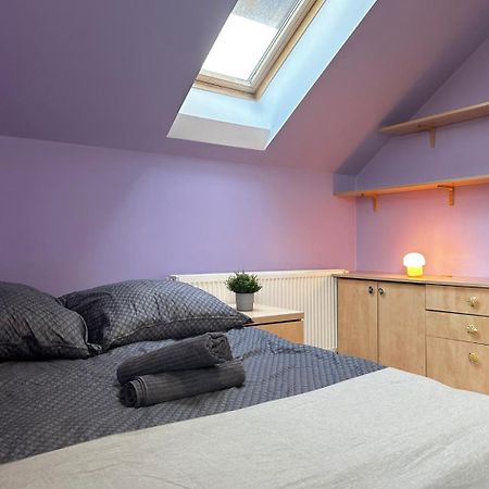 Purple Room - Charming Place, 15 Minutes To Gdansk Old Town & 5 Minutes To Seaside Dış mekan fotoğraf